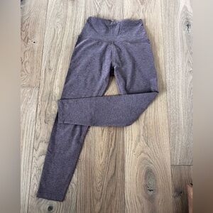 Beyond Yoga Purple Leggings with Wide Waistband and Stretch Fabric